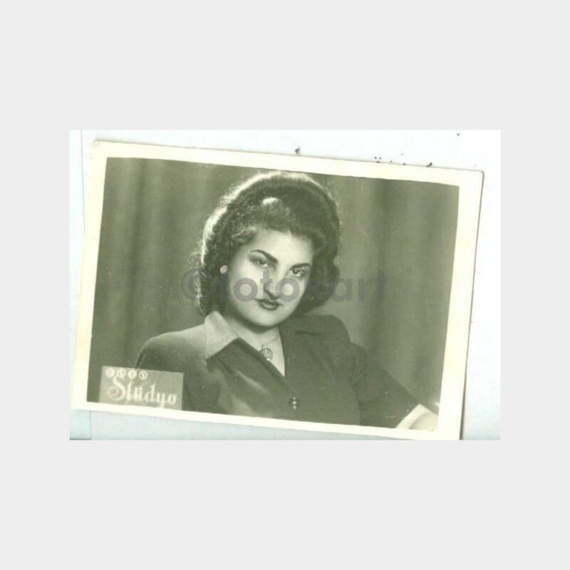 1947 Foto Stüdyo Kadın Fotoğraf