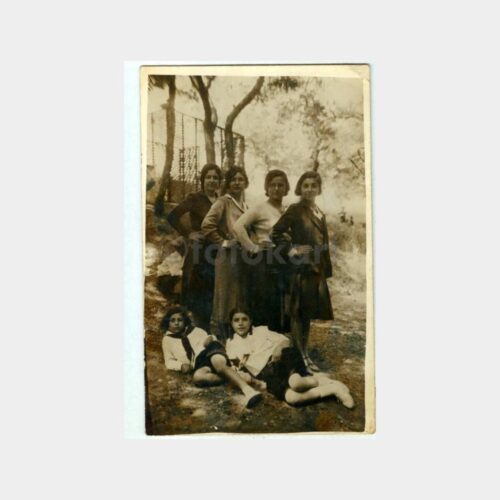 1936 Kız Öğrenciler Konulu Fotoğraf