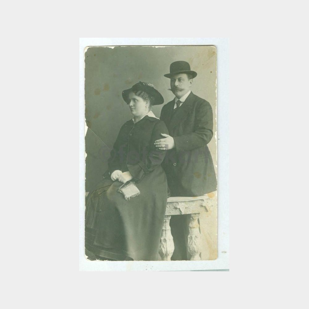 1920 Şapkalı Bay ve Bayan Stüdyo Fotoğraf