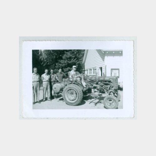1955 Universal Traktör Fotoğraf