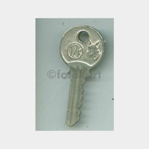 Kurt Başı Sembollü -TZK Marka- Anahtarlık