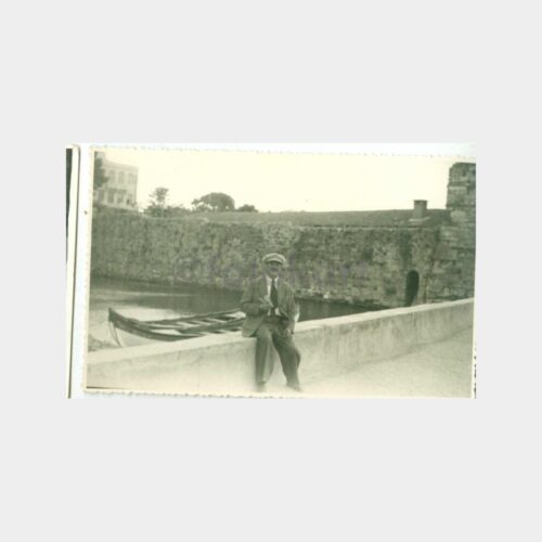 1940 Deniz Kenarı Surlarda Bay Görünüş Fotoğraf