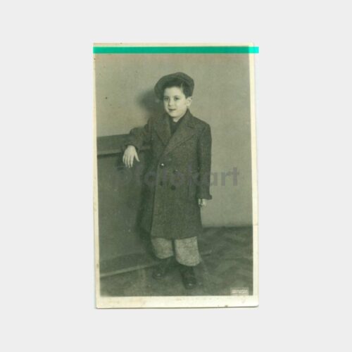 1942 Stüdyo - Şapkalı Çocuk Fotoğraf