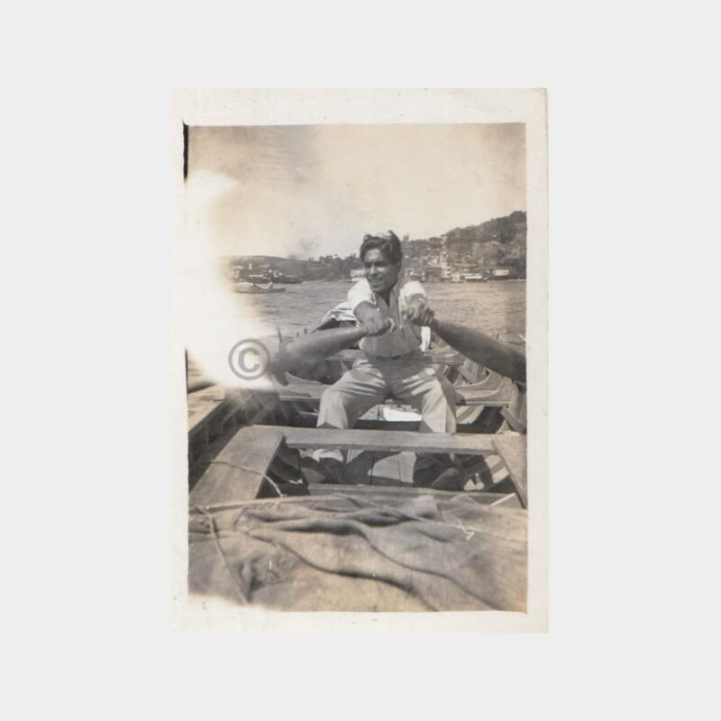 1942 Beykoz Sandalda Bay Konulu Fotoğraf