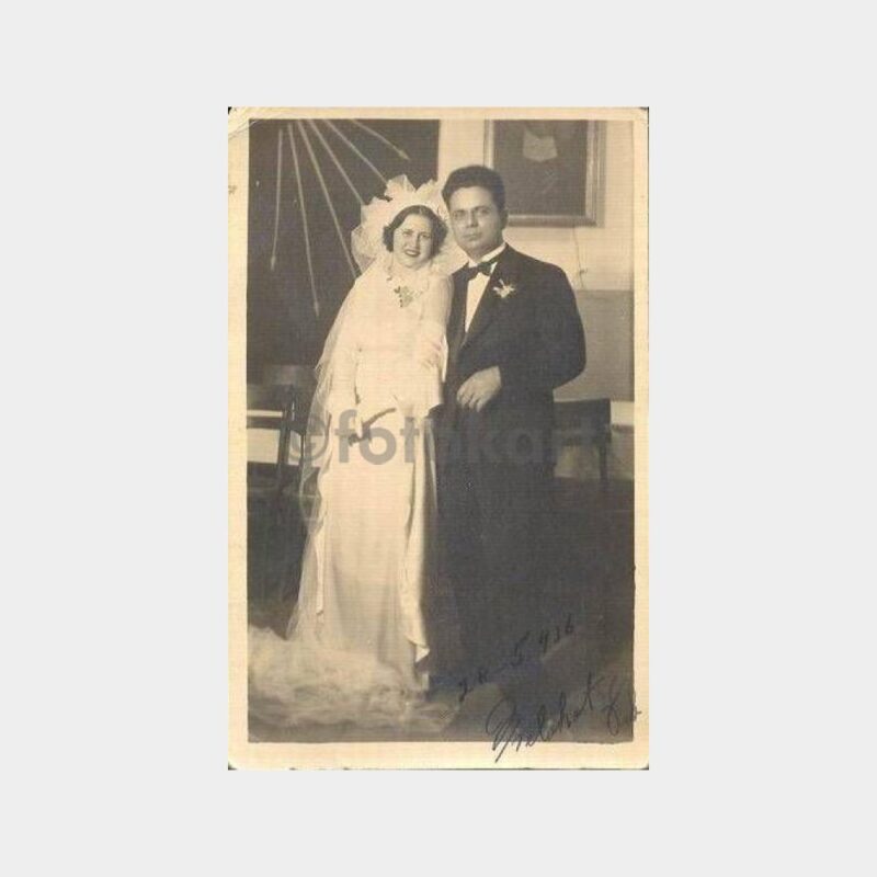 1936 Yeni Evli Bir Çift Fotoğrafı