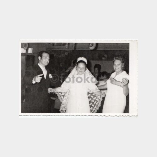 1970 Gelin Damat Eğlence Konulu Fotoğraf