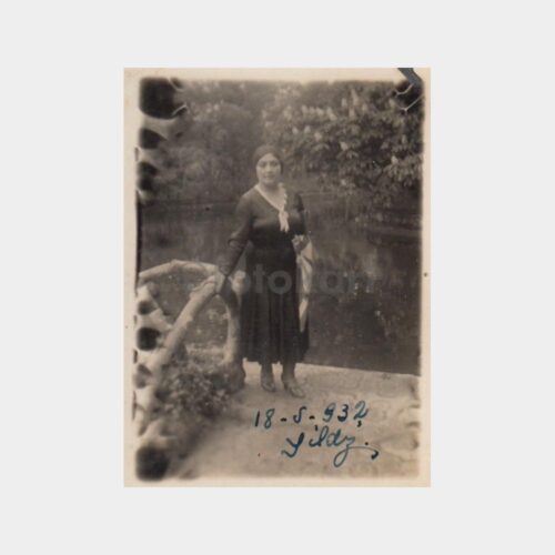 1932 Yıldız Parkı Kadın Fotoğrafı