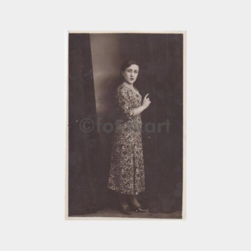 1932 Kadın Konulu Stüdyo Fotoğraf