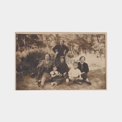 1929 Kadınlar Mesire Piknik Gezisi Konulu Fotoğraf