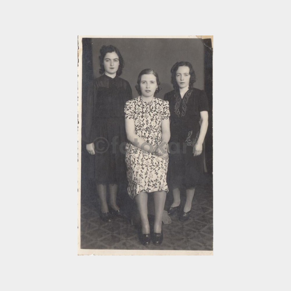 1942 Kadınlar Konulu Stüdyo Fotoğraf