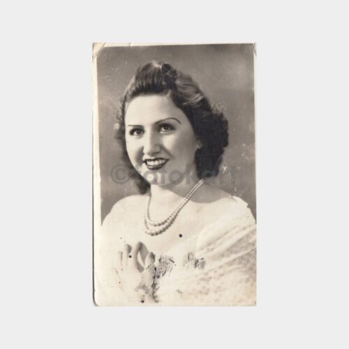 1940 Kolyeli Kadın Stüdyo Konulu Fotoğraf