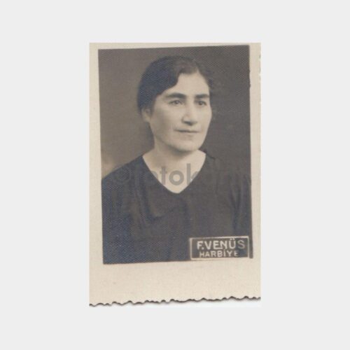 Foto Enüs Harbiye Stüdyo Kadın Konulu Fotoğraf