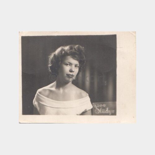 Foto Stüdyo Damgalı Kadın Konulu Fotoğraf