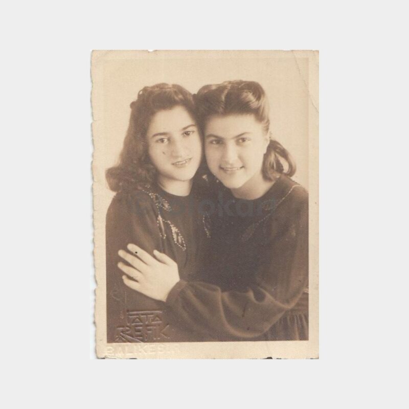 1946 Balıkesir Foto Refik - Kadınlar Fotoğraf