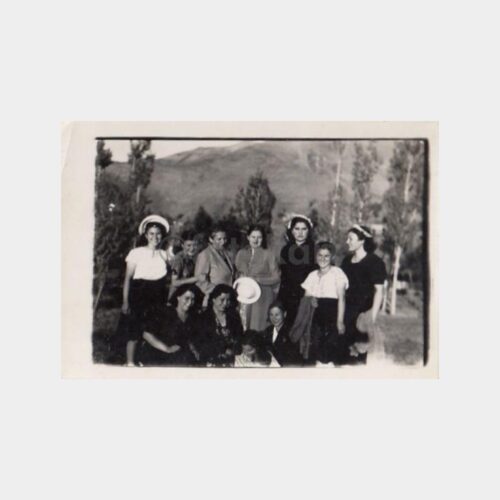 1938 Kadın Grup Gezisi Konulu Fotoğraf