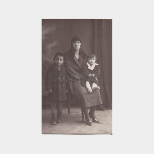 1926 Kadın ve Çocukları Konulu Stüdyo Fotoğraf