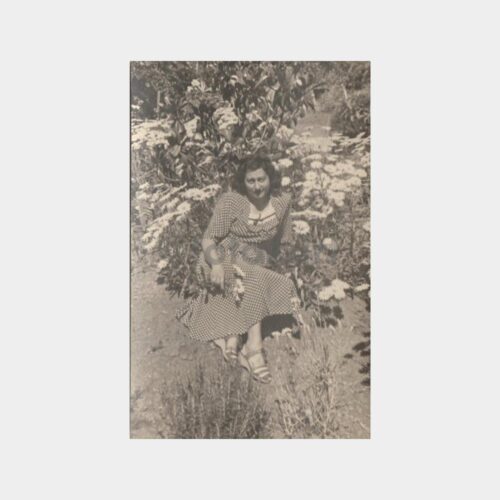 1947 Güzel Giyimli Kadın Görünüş Fotoğraf