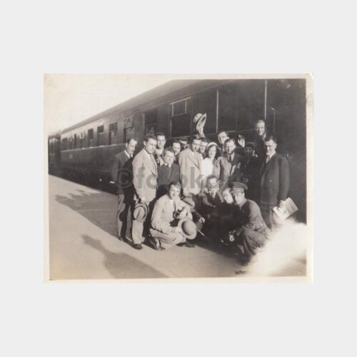 1940 İstasyon Tren Yolcuları Konulu Fotoğraf