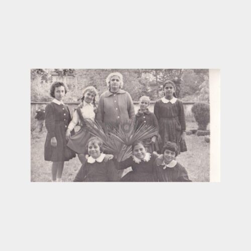 ilkokul-kiz-ogrenciler