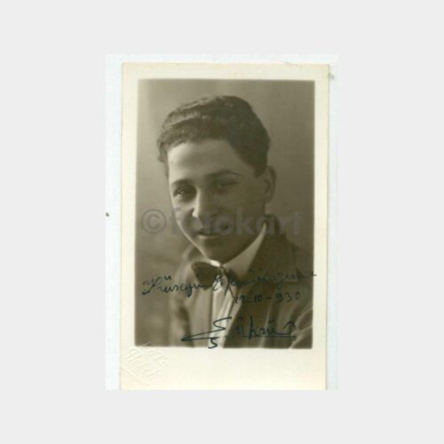 1928 Stüdyo Papyonlu Genç Fotoğraf