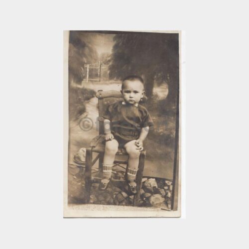 1927 Çocuk Konulu Stüdyo Fotoğraf