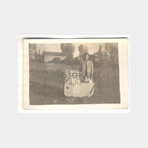 Çocuk Arabası Konulu Küçük Ebat Fotoğraf