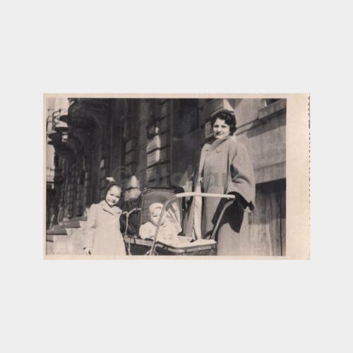 1950 Çocuk Arabası Fotoğraf