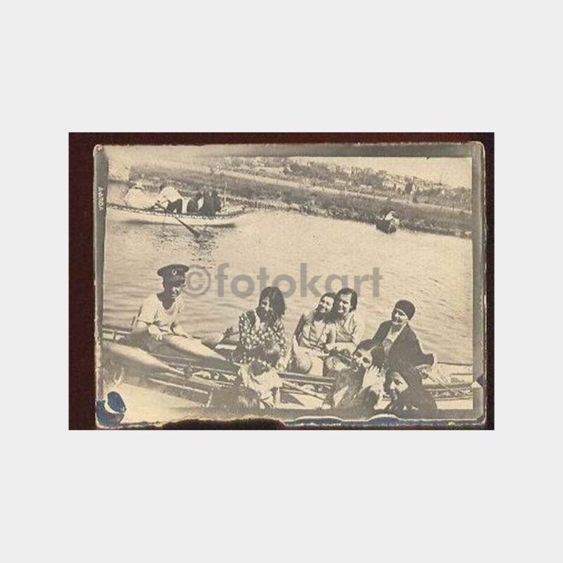 İstanbul Derede Sandal Sefası Fotoğraf