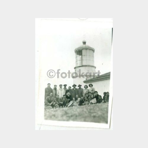 1948 Deniz Feneri Önünde Grup Fotoğraf