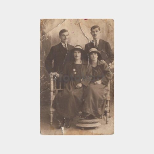 1900 Eski Albümden Yorgun 2 Adet Fotoğraf