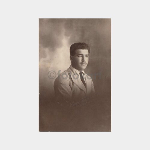 1928 Genç Bay Konulu Fotoğraf