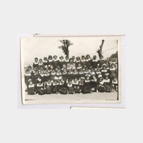 1945 İlkokul Grubu Görünüş Fotoğraf