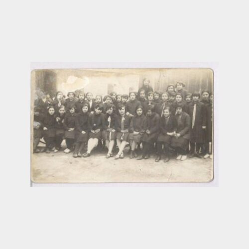 1928 İstanbul Kız Öğrenciler Grup Fotoğraf