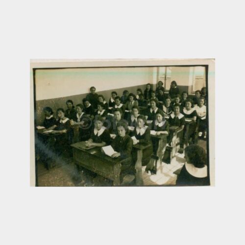 1938 Kız Lisesi Sınıfı Grup Fotoğraf