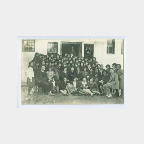 1931 Kız Mektebi Grup Görünüş Fotoğraf