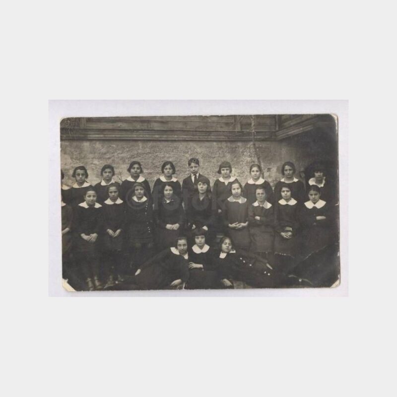 1928 Kız Okulu Grup Görünüşü Fotoğraf