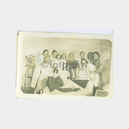 1930 Kız Sanat Okulu Öğrenciler Fotoğraf