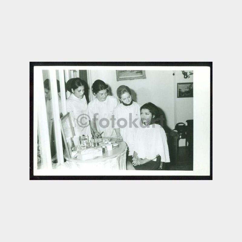 1970 Güzellik Salonu Makyaj Konulu 5 Adet Fotoğraf