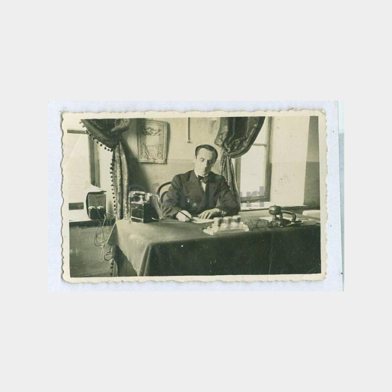 1930 Müdür Bey Makam Masası Görünüş Fotoğraf