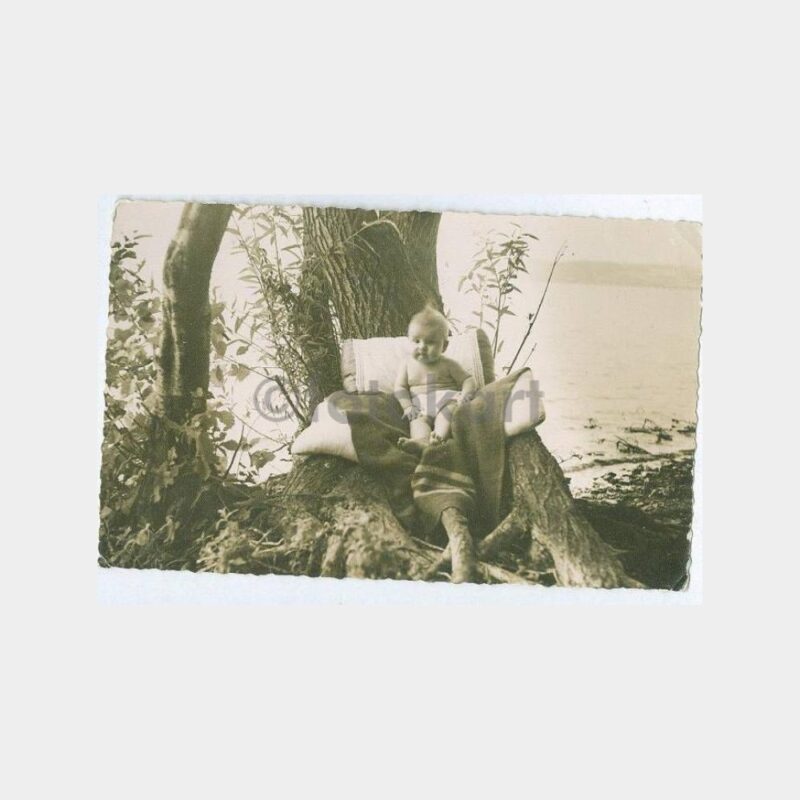 1960 Sapanca Kampında Bebek Görünüş Fotoğraf