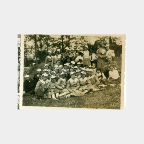 1940 Şapkalı Öğrenciler Mesirede Fotoğraf