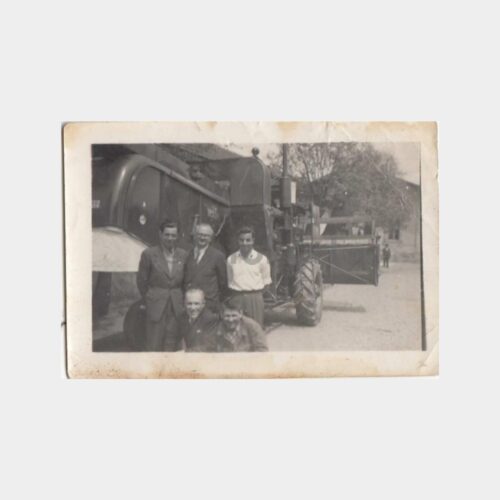 1954 Tarım Makinesi Konulu Fotoğraf