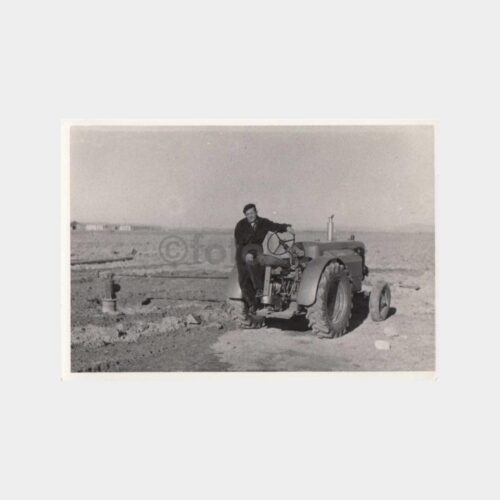 1966 Traktör Konulu Fotoğraf