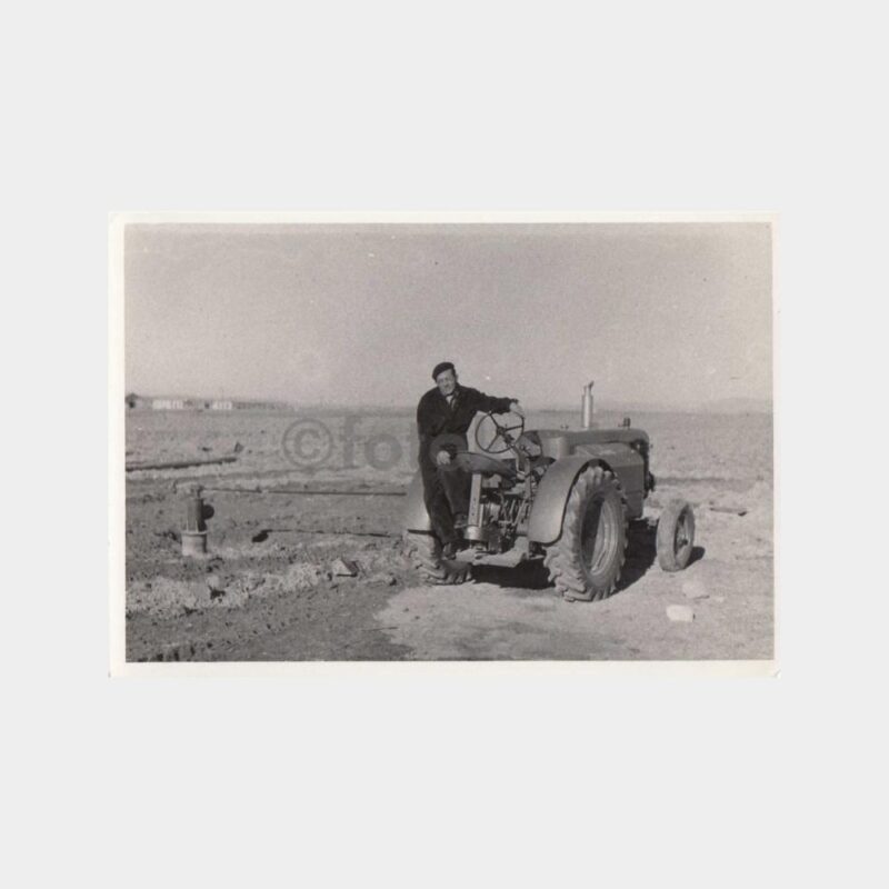 1966 Traktör Konulu Fotoğraf