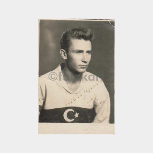 Türk Milli Formalı Genç Konulu Fotoğraf