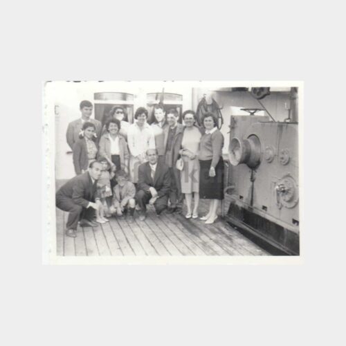 1945 Vapur Yolcular Güvertede Görünüş Konulu Fotoğraf