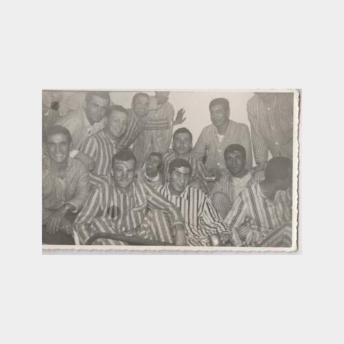 Yatakhane ve Pijama Konulu Fotoğraf