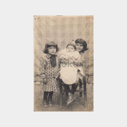 1930 Dış Mekan Arkası - Kız Çocuklar Fotoğraf