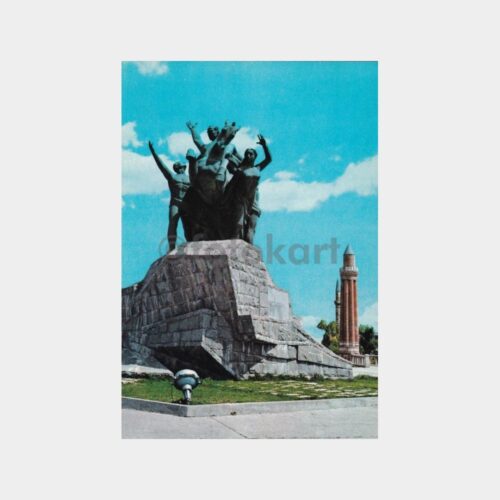 antalya-ataturk-heykel