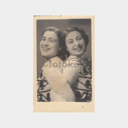 Bir Genç Kız Albümünden 4 Adet Fotoğraf